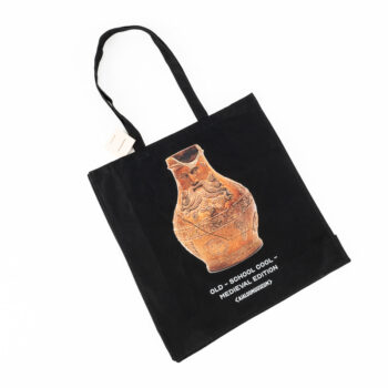 riidest kott näituselt Hansa Hiilgus